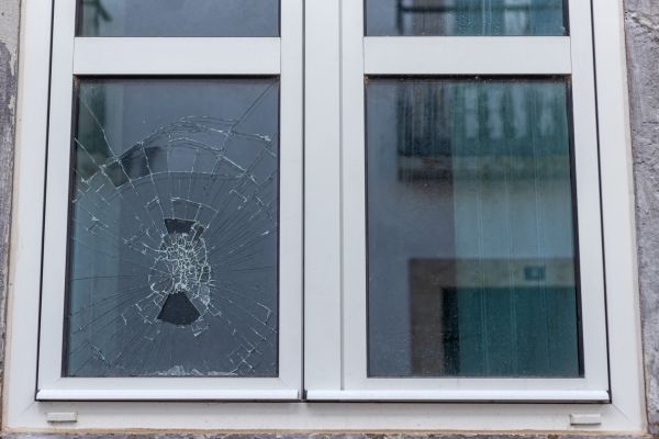 Cost of Window Glass Repair in Portland