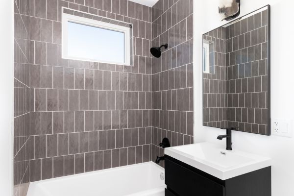Cost of Shower Window Repair in Portland