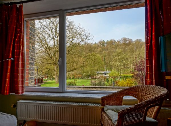 Cost of Fiberglass Window Repair in Portland