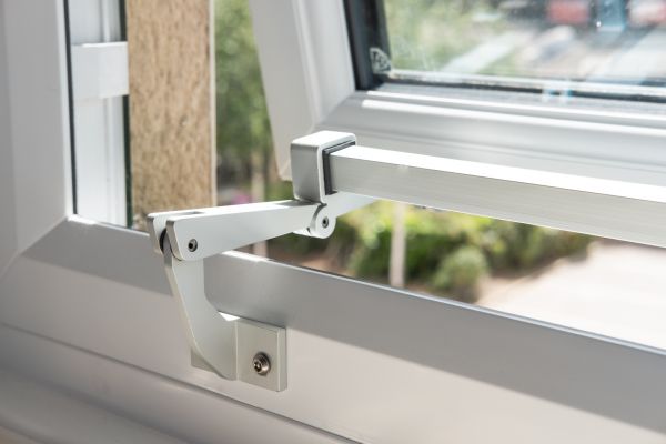 Cost of Hinged Window Repair in Portland
